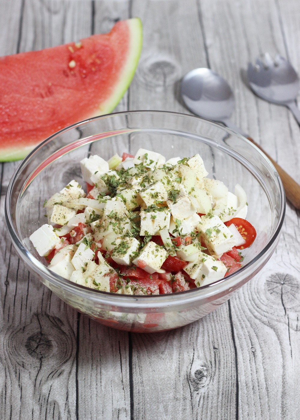 herzhafter Salat mit Obst