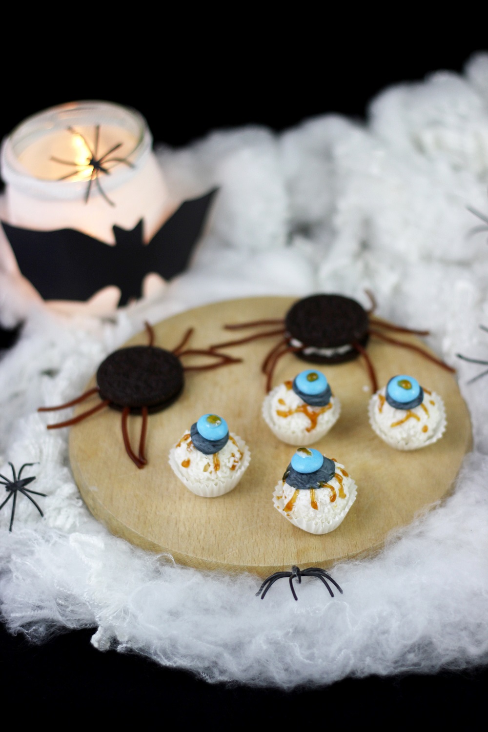 suesse-halloweensnacks| Schokoladenspinnen