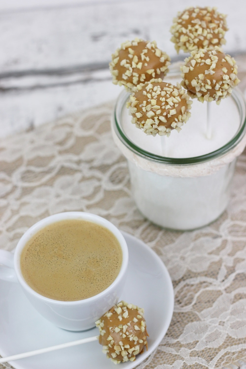 Cake Pops mit Schokolade