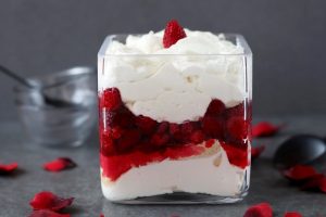 Trifle mit Himbeeren und Mascarpone