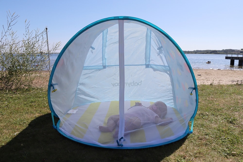 Strandmuschel für Babys mit UV Schutz