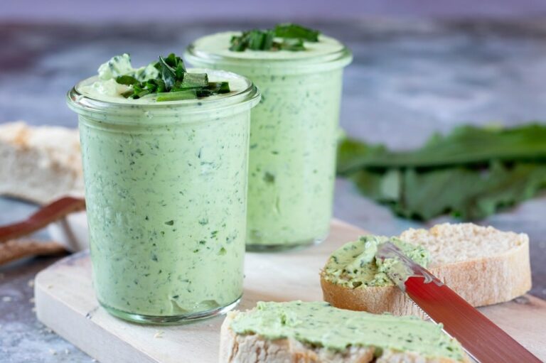 Bärlauchaufstrich - Rezept mit Frischkäse und Quark - The inspiring life