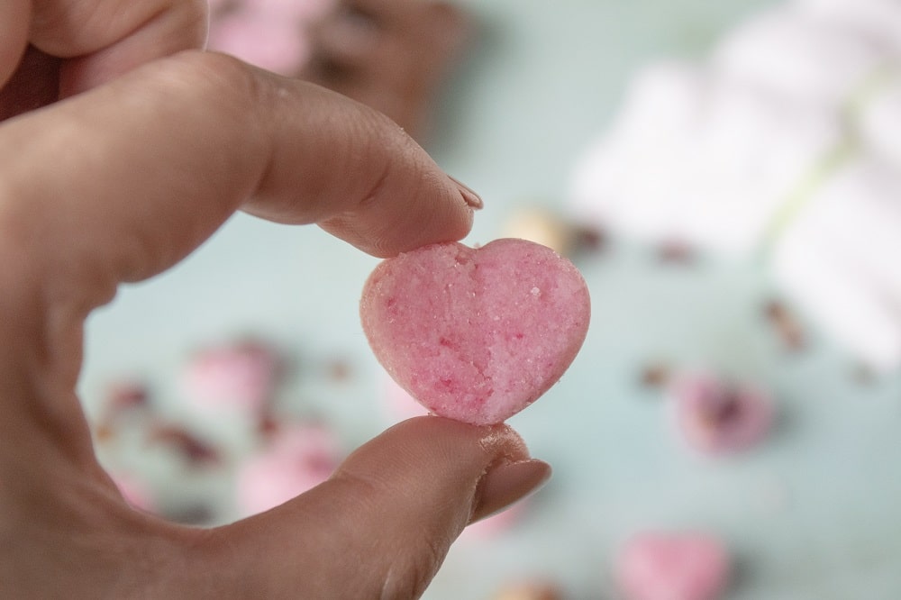 DIY Peeling Scrub Bars